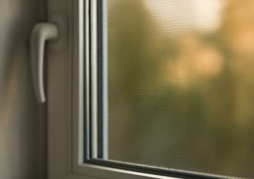 Как правильно монтировать москитные сетки и не допустить типичных ошибок