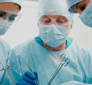 Как происходит удаление геморроя?