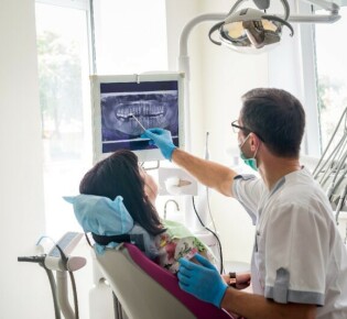 Причины выбрать частную стоматологическую клинику