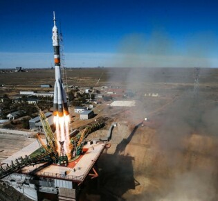 Что делать, если посинел ноготь: советы и рекомендации