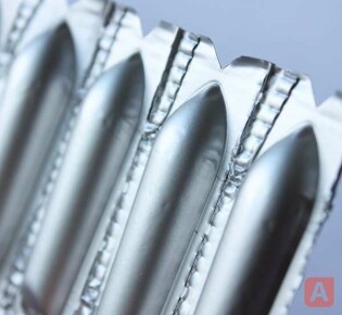 Выбор свечей от геморроя и трещин