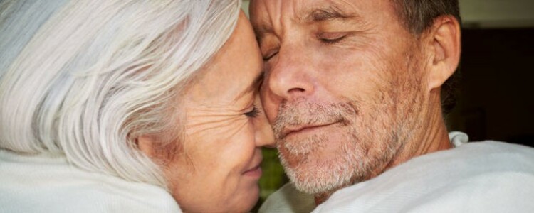 7 простых способов для мужчин старше 50 лет улучшить свою сексуальную жизнь