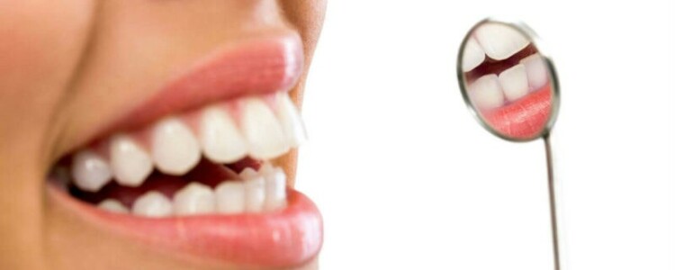 Стоматологические зеркала: основные виды и их роль в стоматологии