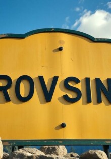 Das Rovsing-Zeichen: la pequeña señal que aún susurra sobre la apendicitis