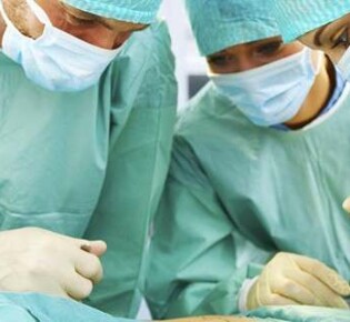 Операция по удалению аппендикса: когда и кому такая требуется?