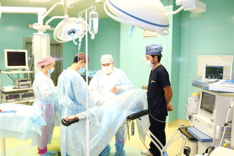 Прием хирурга: застолье судьбы на операционном столе