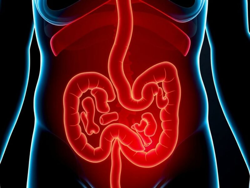 Apendicitis en adultos mayores: presentación silenciosa.. Recursos y cuándo buscar ayuda urgente